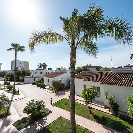 Fig Tree Z Holiday Resort Paralimni Luaran gambar