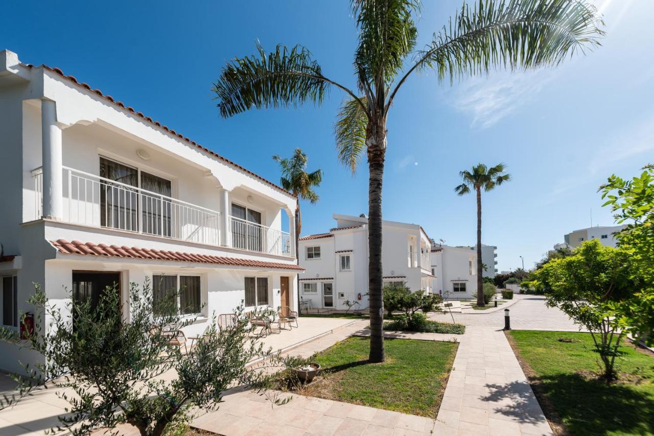 Fig Tree Z Holiday Resort Paralimni Luaran gambar
