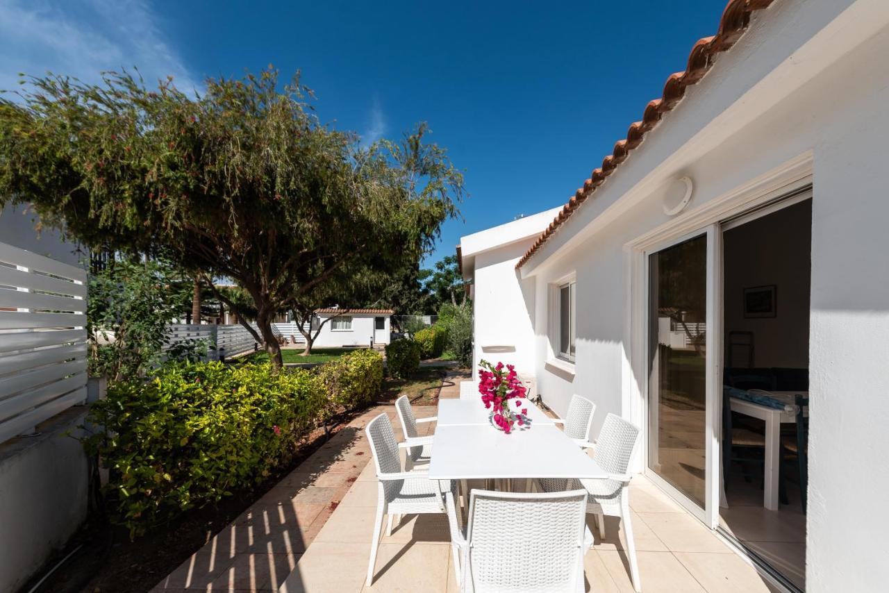Fig Tree Z Holiday Resort Paralimni Luaran gambar