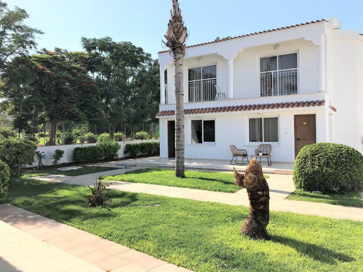Fig Tree Z Holiday Resort Paralimni Luaran gambar