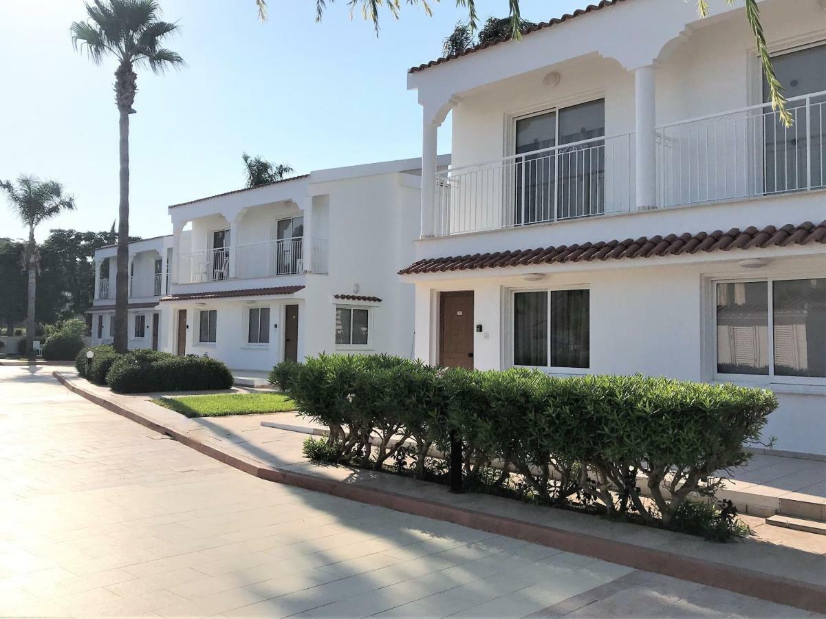 Fig Tree Z Holiday Resort Paralimni Luaran gambar