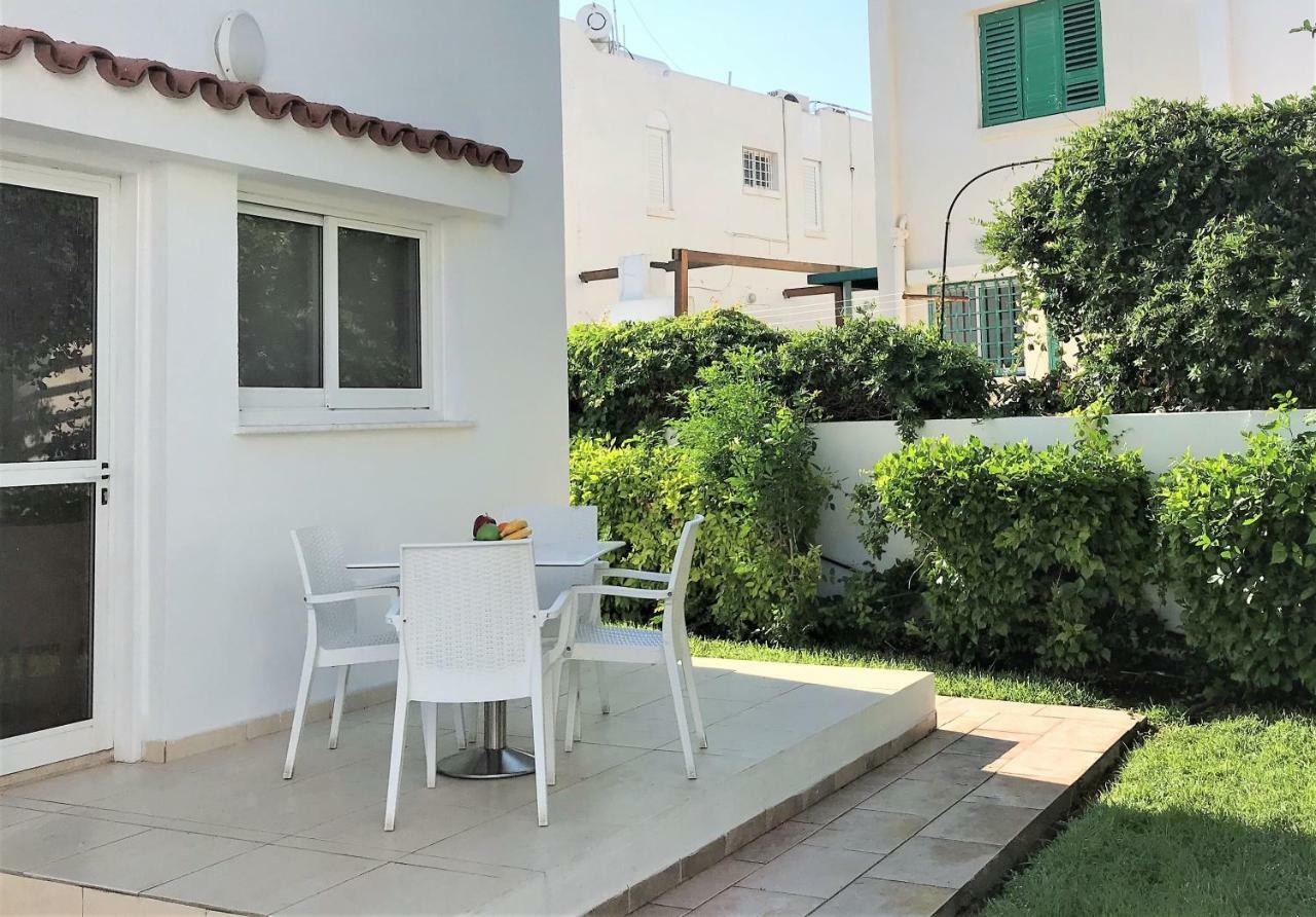 Fig Tree Z Holiday Resort Paralimni Luaran gambar